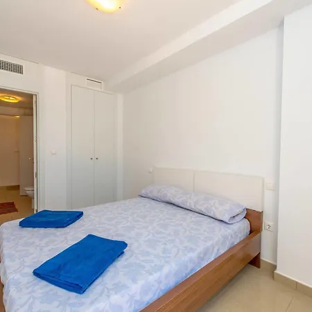 Bennecke Bosque Apartment *